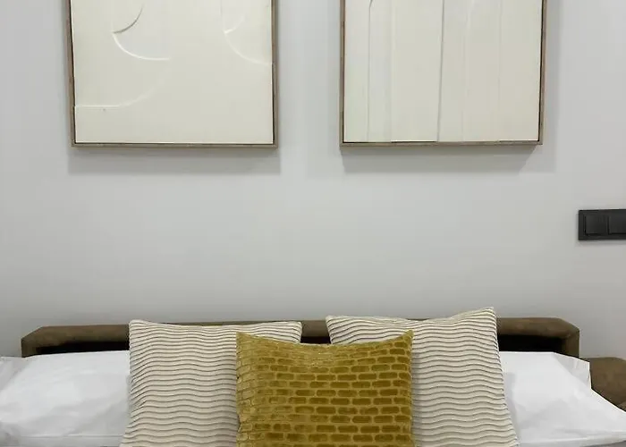 Serranos 32 Appartement *